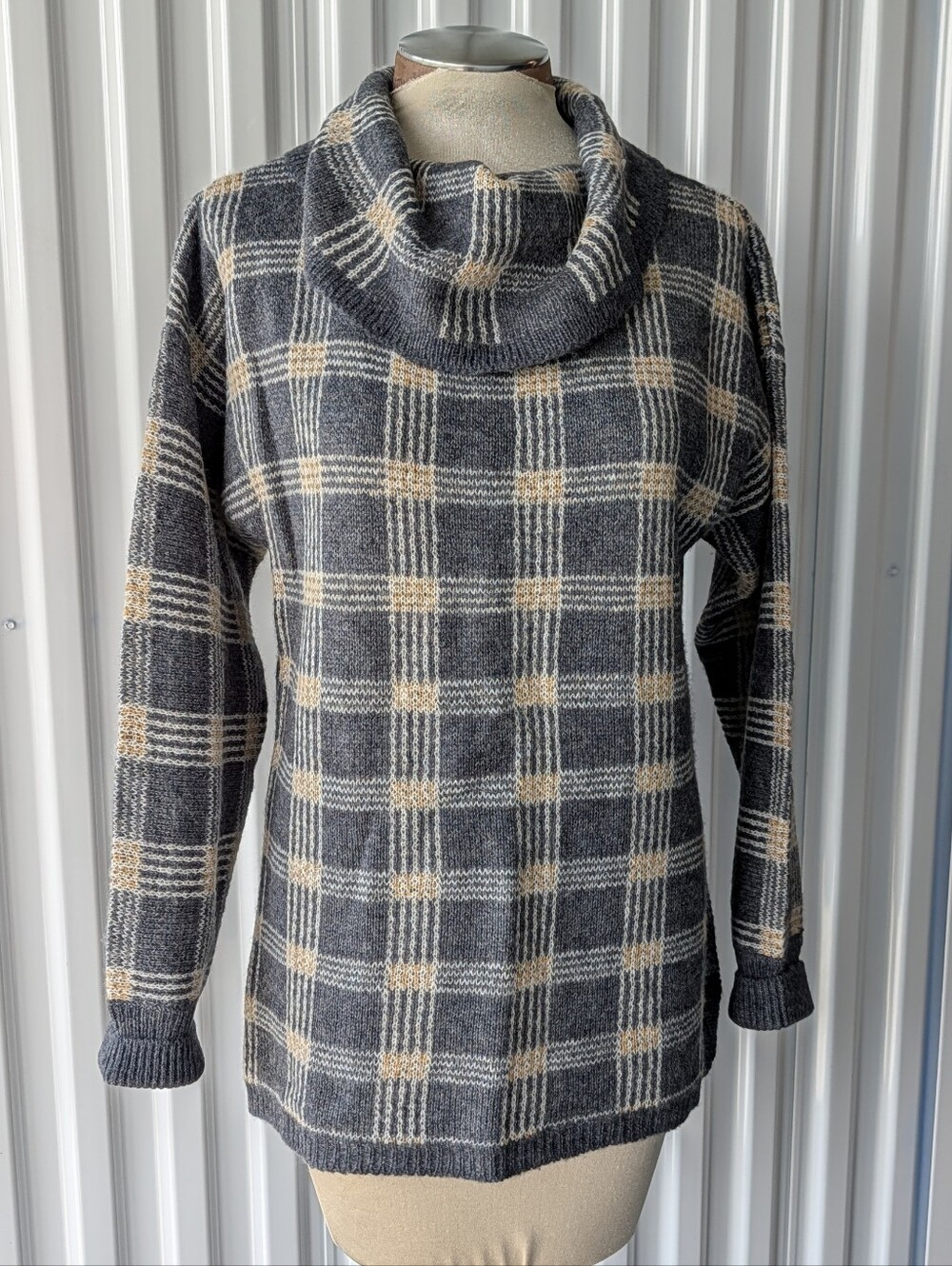 EX OFFICIO plaid turtleneck sweater M